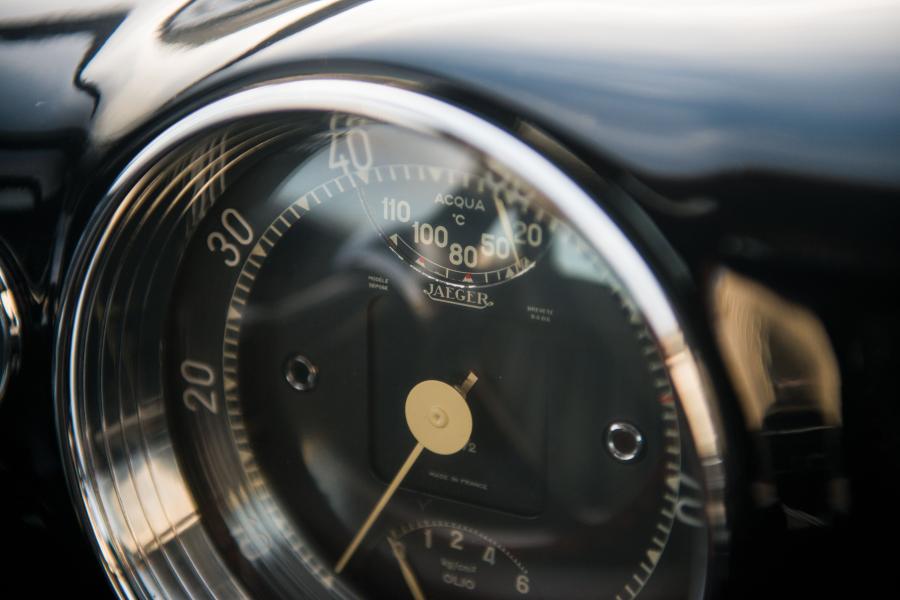 Панель приборов Ferrari 212 Inter Coupe (0233EL/0191EL) 1952 года  (фото 39 из 40)